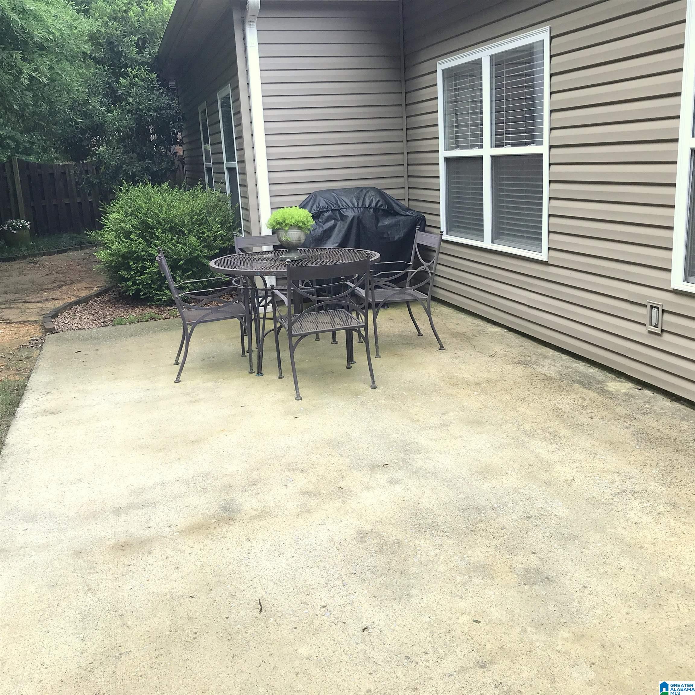 748 Valley Circle Leeds, AL 35094 - Photo 29 of 35