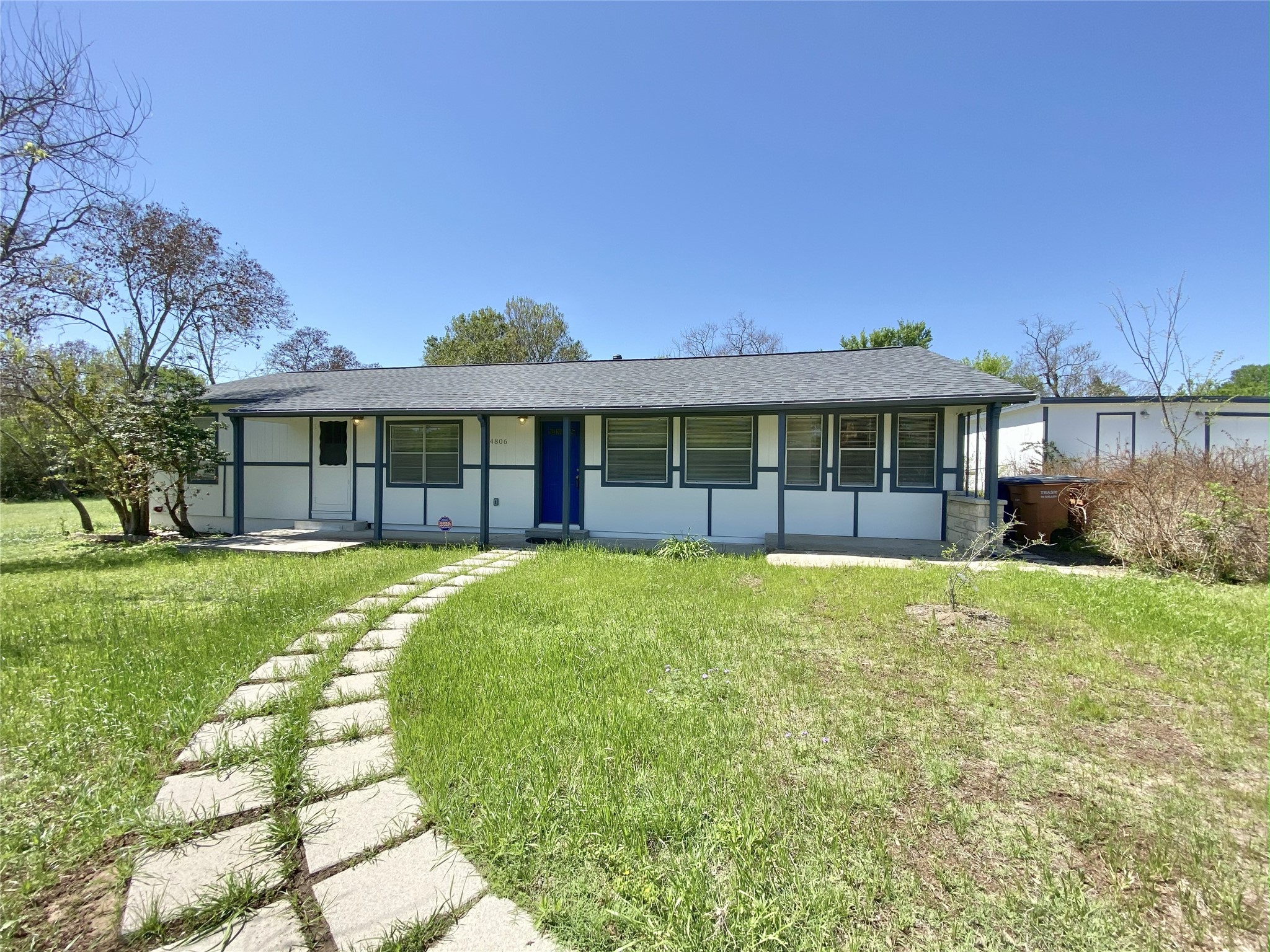 4806 Pecan Springs Road Austin, TX 78723 - Photo 10 of 20