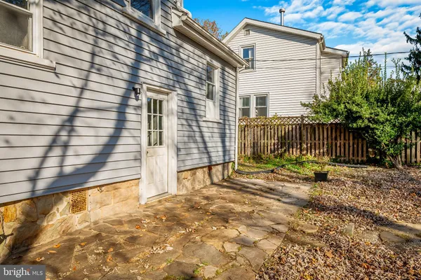 $330,000 | 709 Cedarcroft Road, Baltimore, MD 21212
