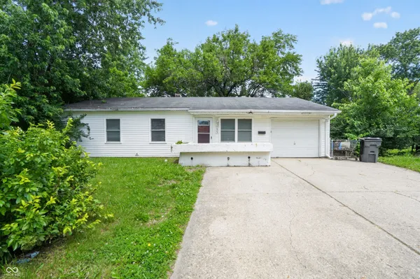 $139,900 | 4023 Cass Court, Indianapolis, IN 46235