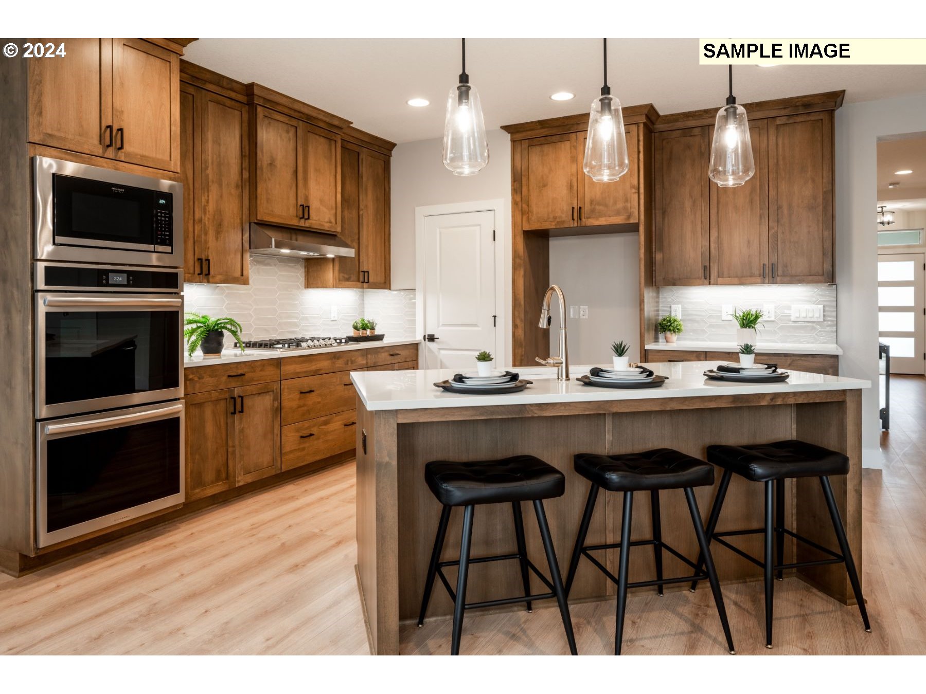 2096 South River Road Kelso, WA 98626 - Photo 8 of 17 Gallery Image 8