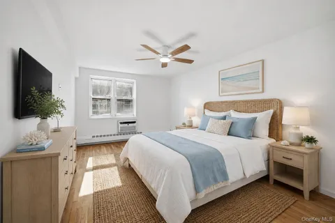 $548,000 | 370 West Broadway, Unit 5W, Long Beach, NY 11561