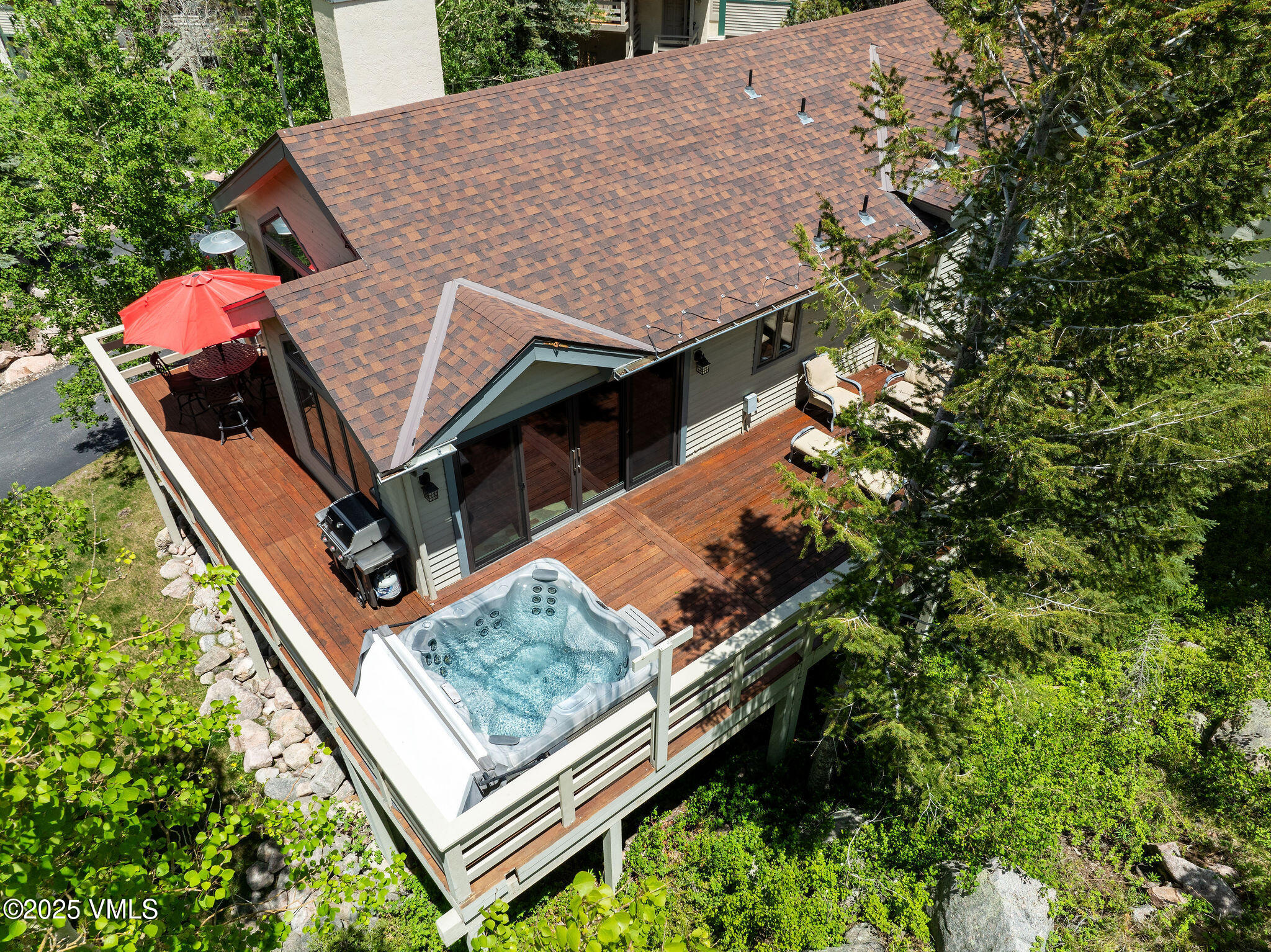 4515 Big Horn Road, Unit H Vail, CO 81657 - Photo 5 of 28 4515_bighorn_park_H_aerial_c