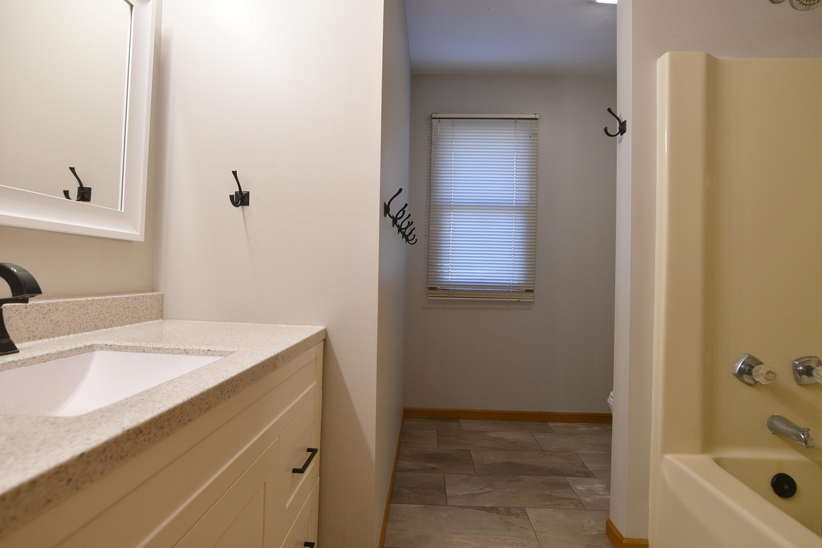 4409 Regency Place Davenport, IA 52806 - Photo 20 of 27