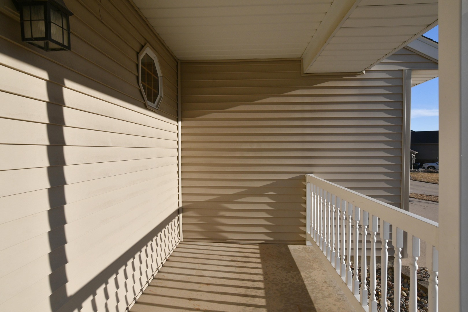 4409 Regency Place Davenport, IA 52806 - Photo 2 of 27