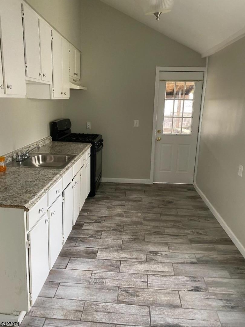 124 Spruce Street Bloomfield, NJ 07003 - Photo 3 of 6