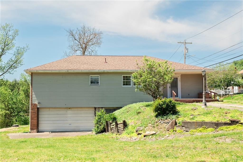 747 Frbk Herbert Road New Salem, PA 15468 - Photo 2 of 43