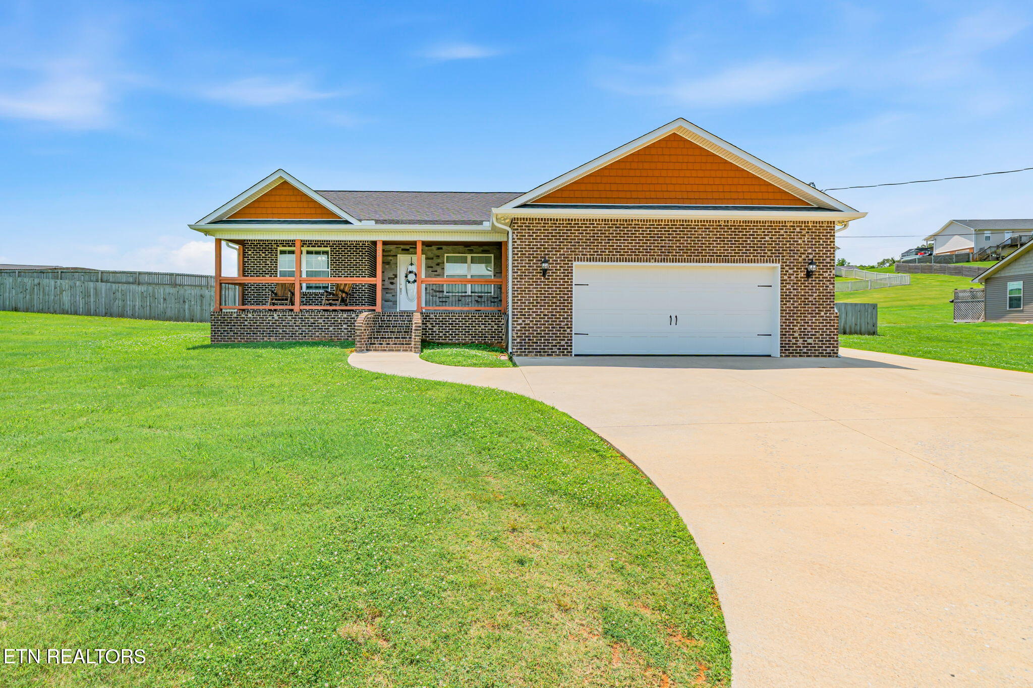 527 Low Valley Road Dandridge, TN 37725 - Photo 4 of 52 4-web-or-mls-527 Low Valley Drive-4