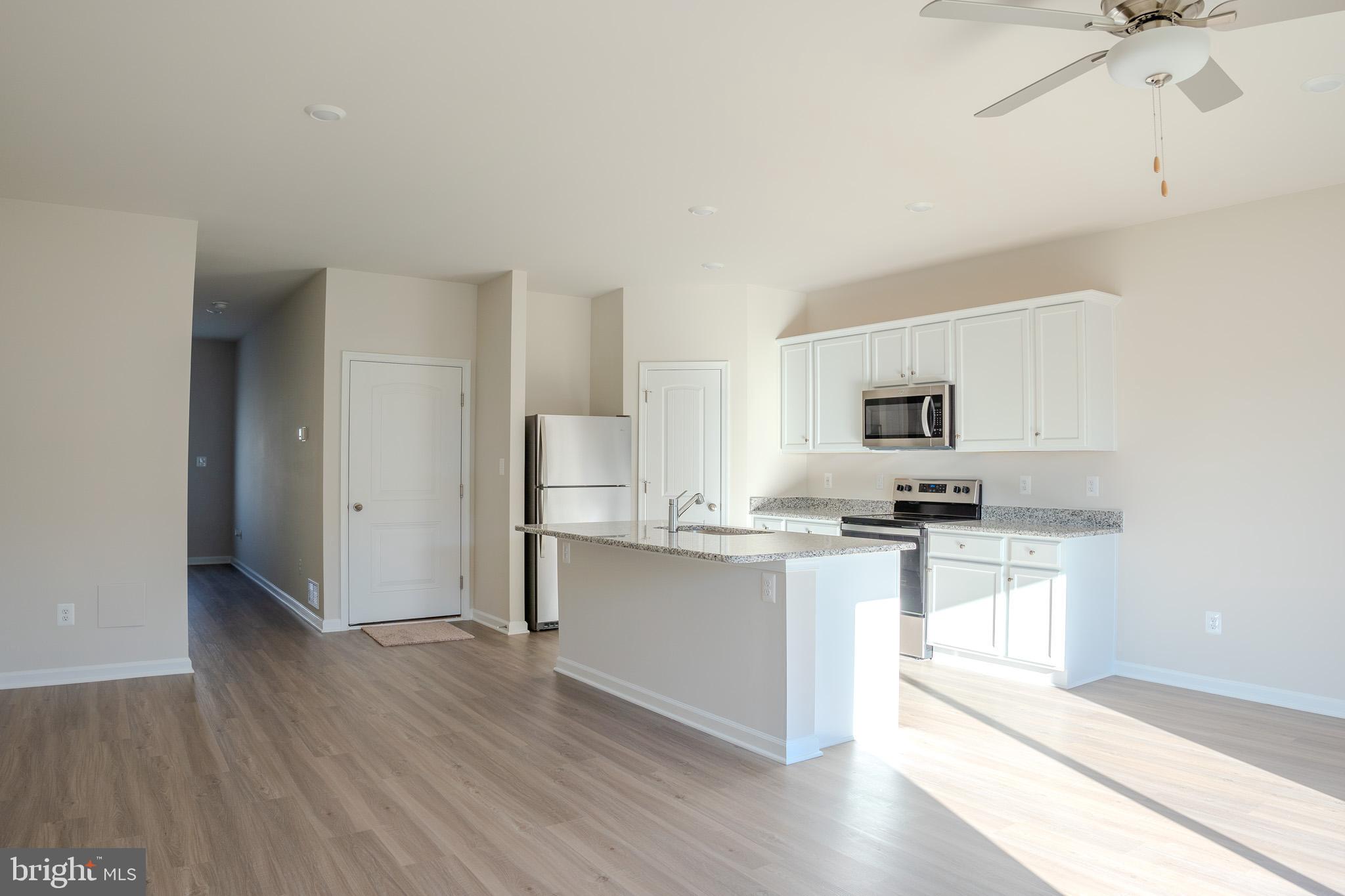 104 Cramsford Street Falling Waters, WV 25419 - Photo 6 of 16