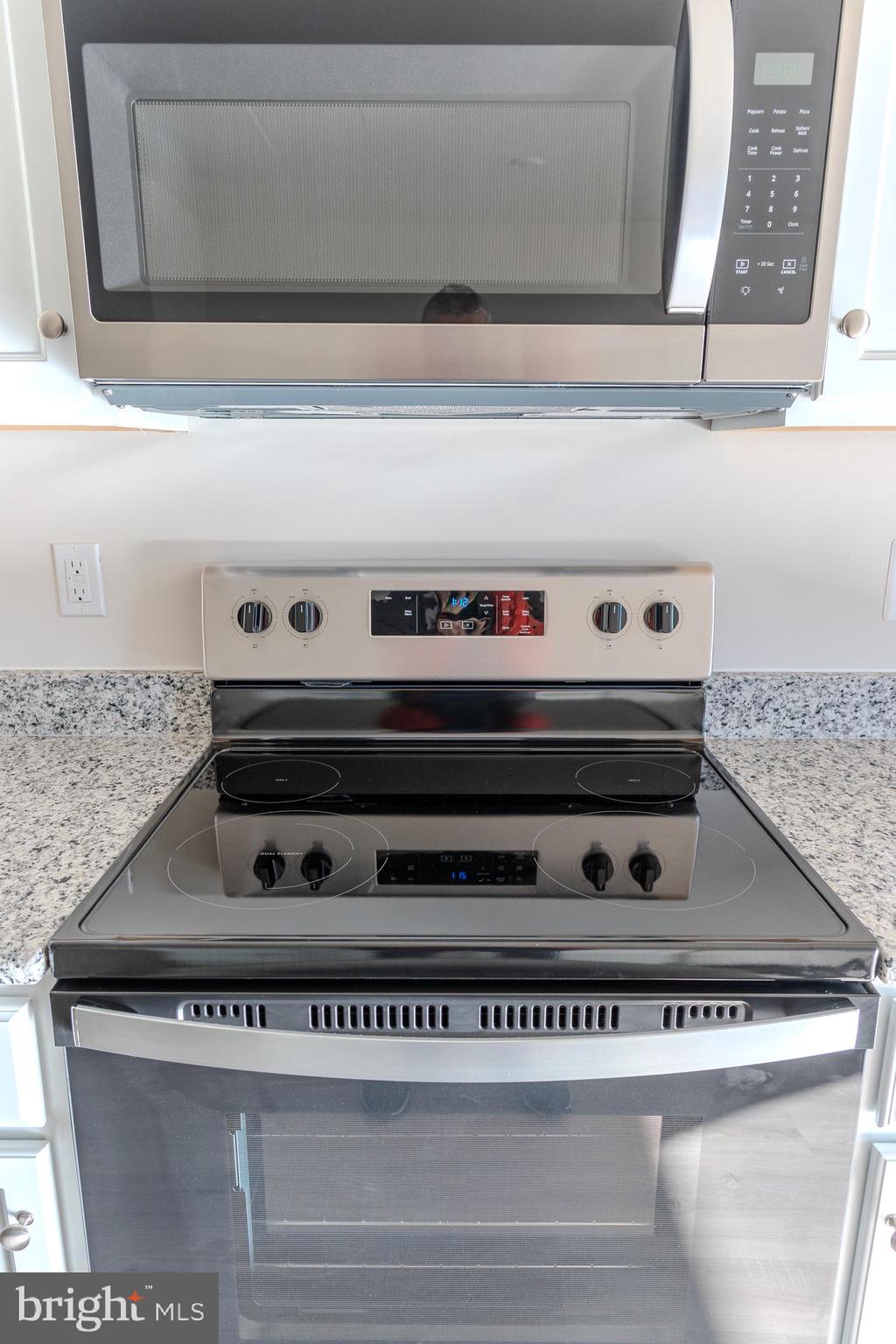 104 Cramsford Street Falling Waters, WV 25419 - Photo 7 of 16