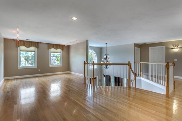 34 Noreen Road Mansfield, MA 02048 - Photo 15 of 30 Gallery Image 15