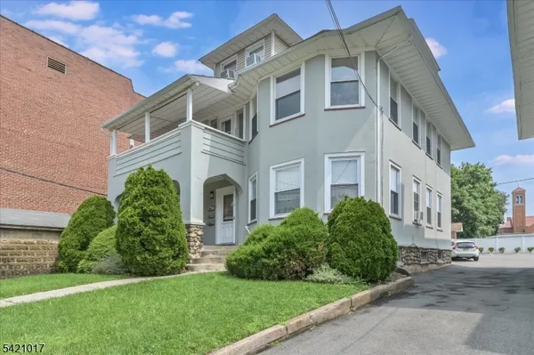 $2,600,000 | 75 Glenridge Avenue, Unit 4, Montclair, NJ 07042