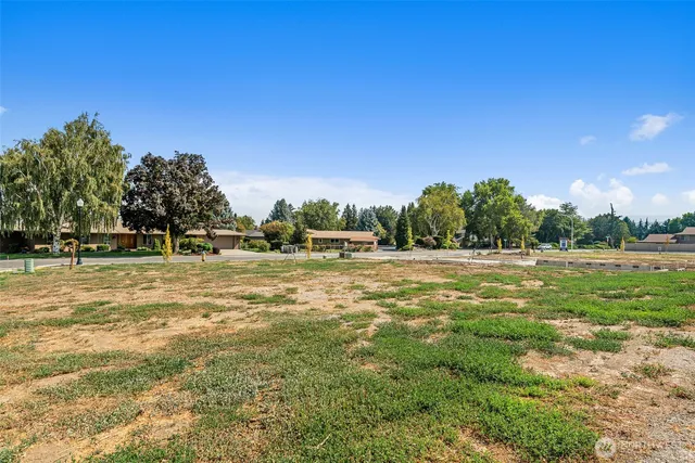 $214,900 | 2140 Covey Ridge Lane, Wenatchee, WA 98801