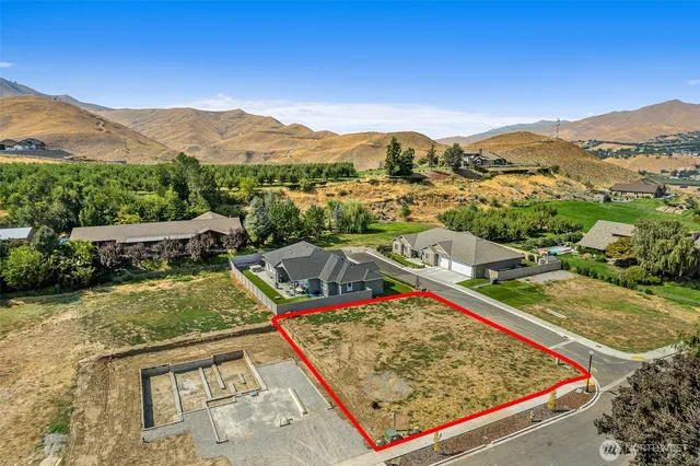 $214,900 | 2140 Covey Ridge Lane, Wenatchee, WA 98801