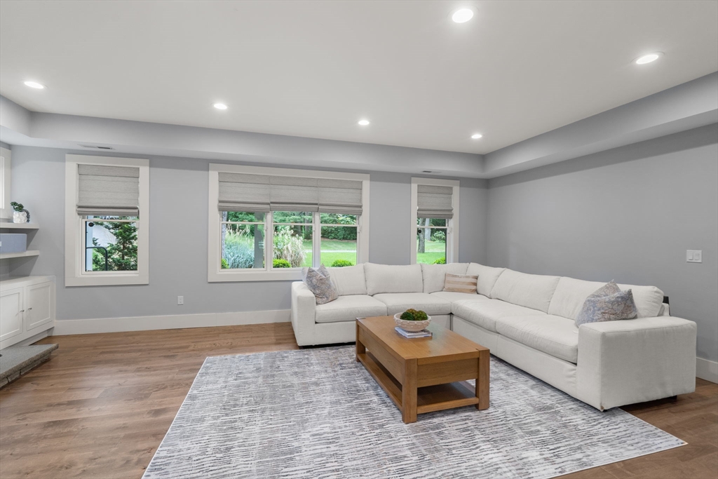 80 Locust Lane Needham, MA 02492 - Photo 6 of 33