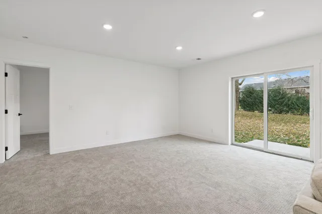 $600,000 | 1227 Bellflower Lane Northeast, Owatonna, MN 55060