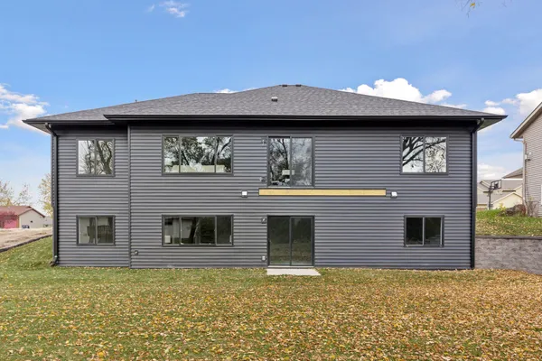 $600,000 | 1227 Bellflower Lane Northeast, Owatonna, MN 55060