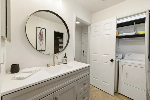 $89,900 | 216 Dixie Drive, Unit 8, Tallahassee, FL 32304