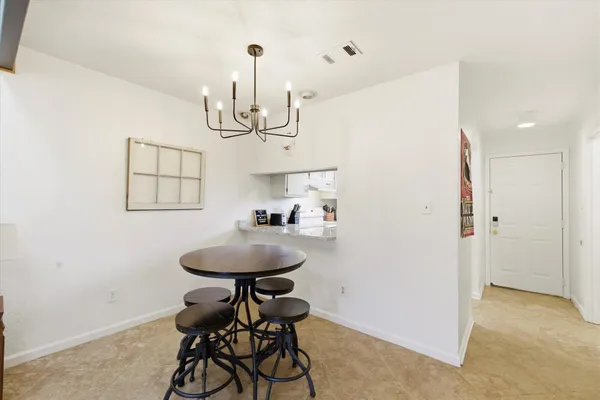 $89,900 | 216 Dixie Drive, Unit 8, Tallahassee, FL 32304