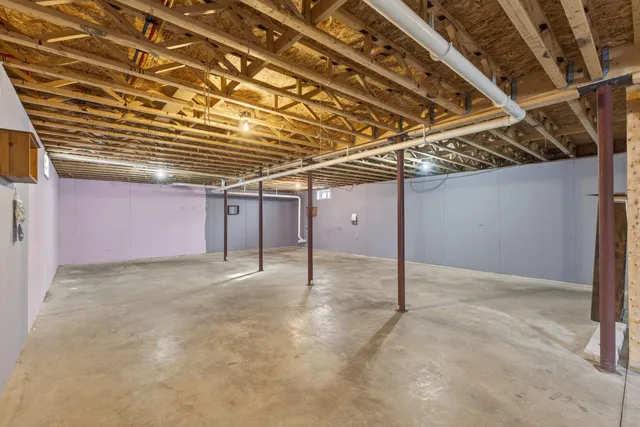 $350,000 | 30 Elliott Avenue, Lewiston, ME 04240