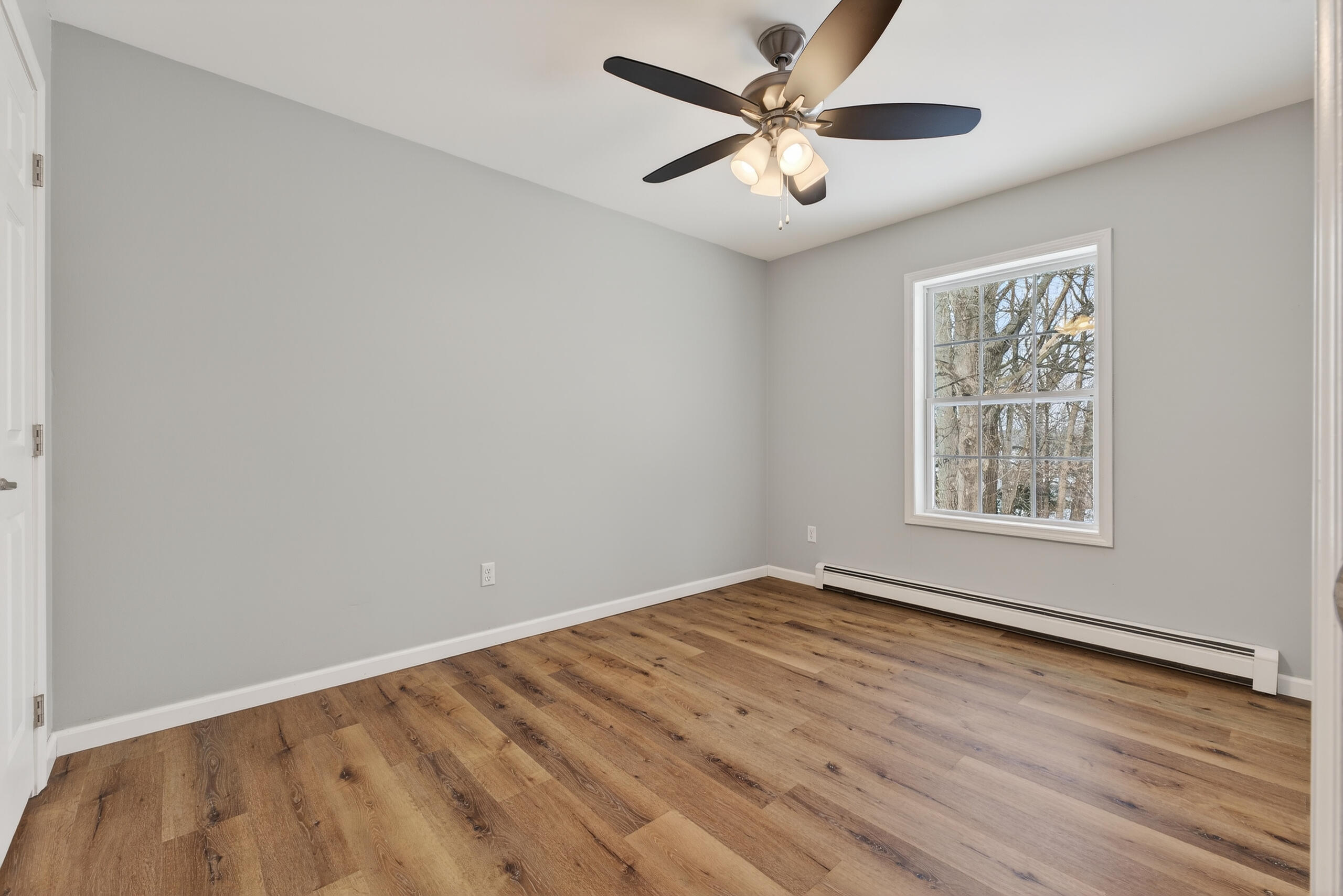 30 Elliott Avenue Lewiston, ME 04240 - Photo 9 of 47 30 Elliot Ave_128