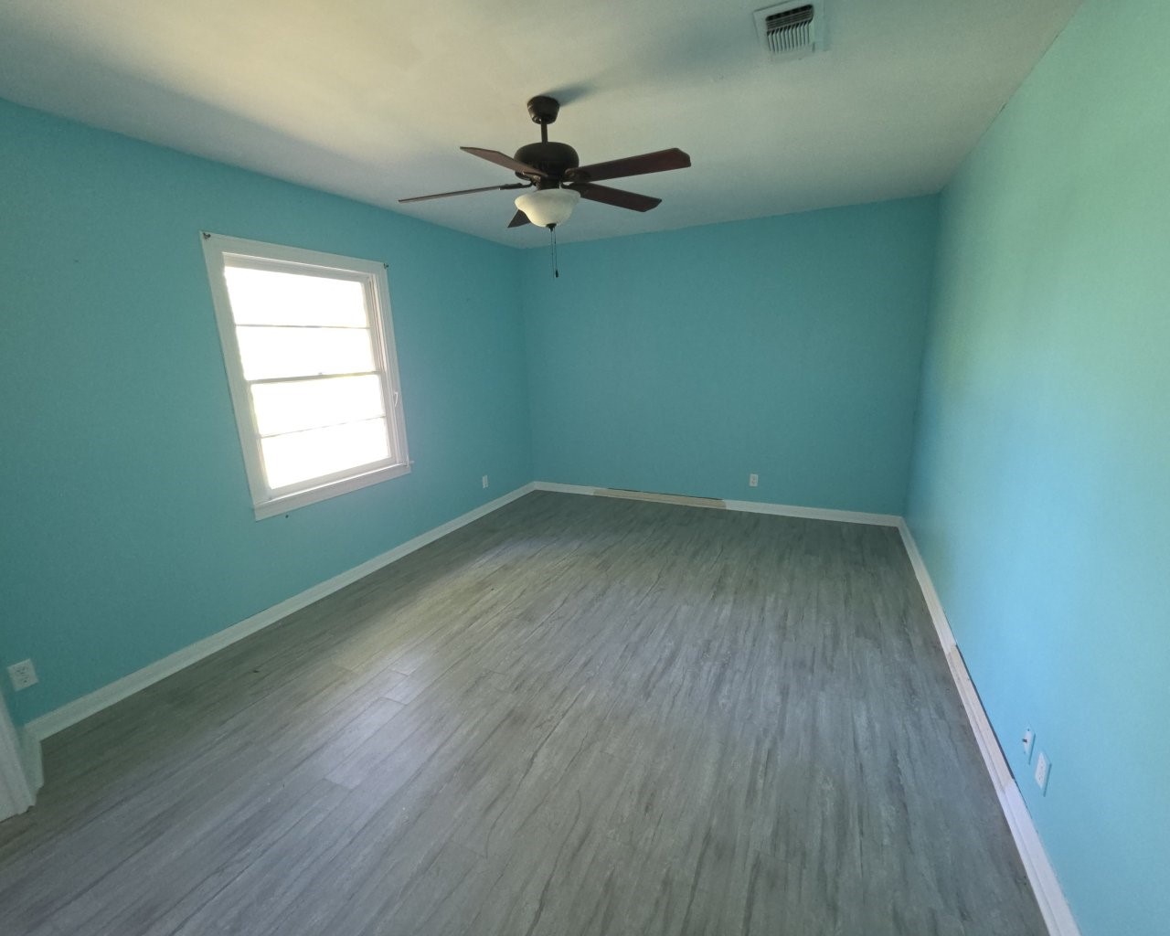813 North Morgan Street Angleton, TX 77515 - Photo 9 of 22 Bedroom 1