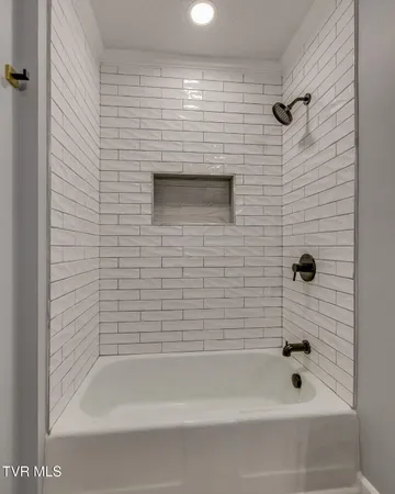 $509,900 | 124 V I P Road, Johnson City, TN 37601