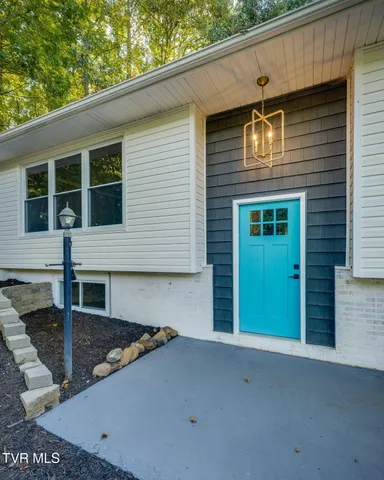 $519,000 | 124 V I P Road, Johnson City, TN 37601