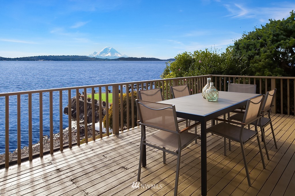 6669L Northeast Windermere Road Seattle, WA 98115 - Photo 22 of 25