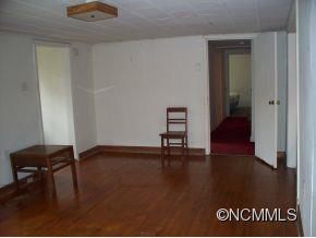65 Lee Dotson Road Fairview, NC 28730 - Photo 5 of 24 Gallery Image 5