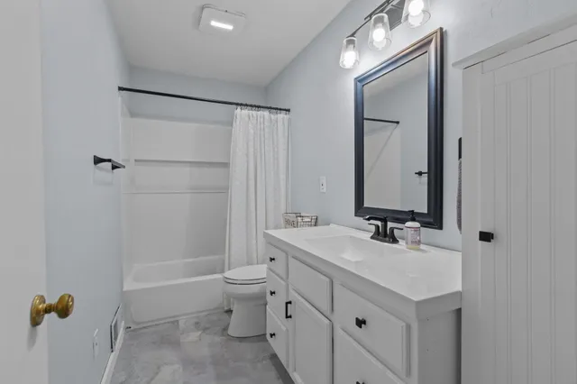 $259,900 | 1920 East Frances Street, Appleton, WI 54911