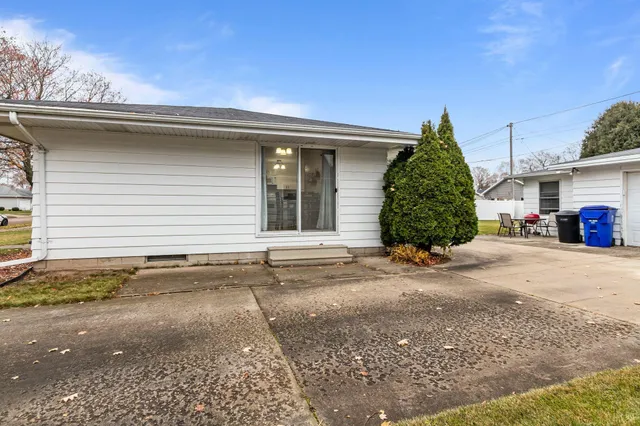 $259,900 | 1920 East Frances Street, Appleton, WI 54911