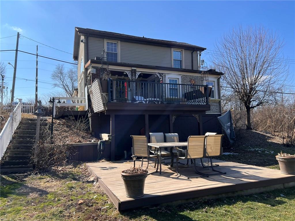 404 Triangle Drive McKees Rocks, PA 15136 - Photo 11 of 16