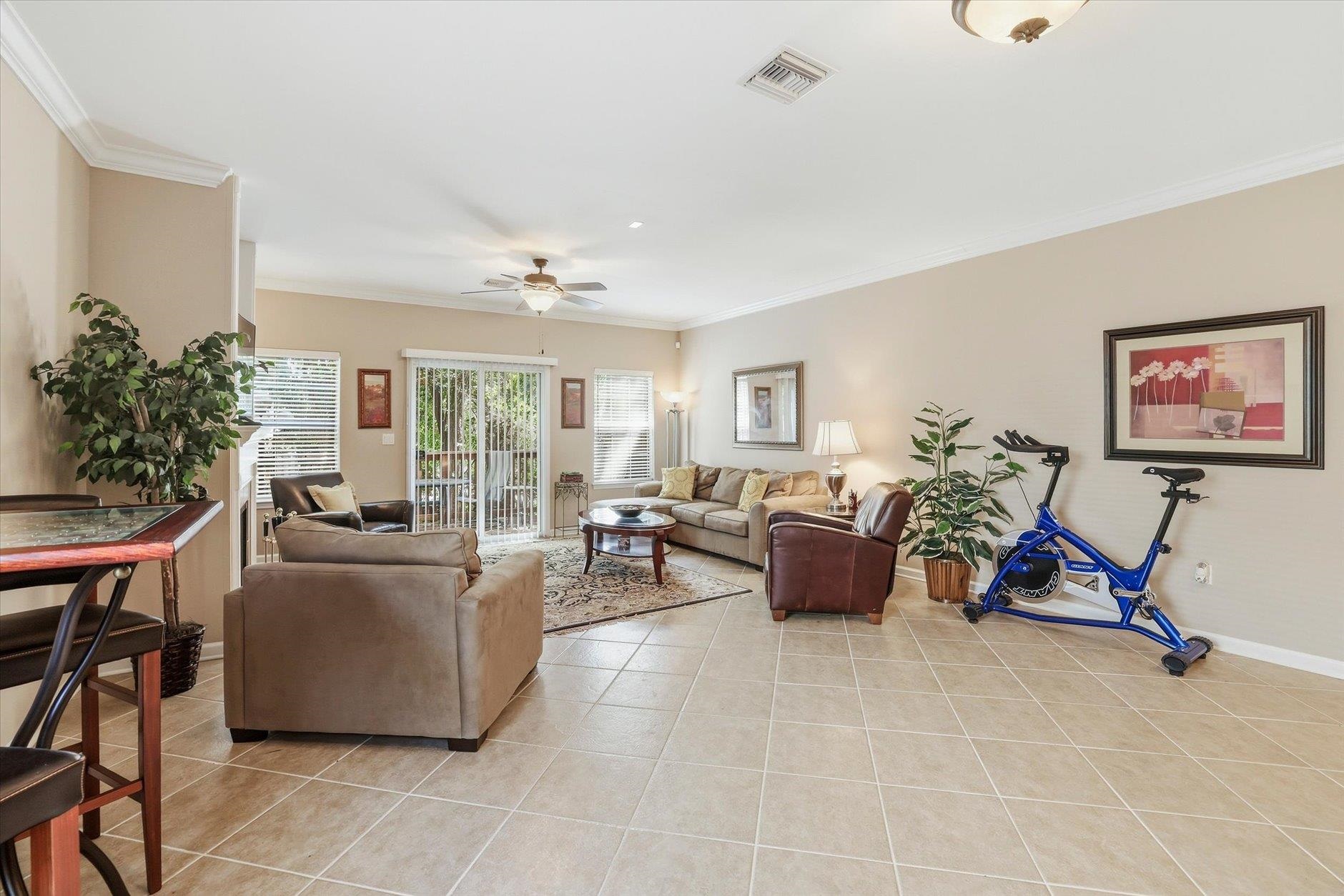 1325 Stone Road, Unit 201 Tallahassee, FL 32303 - Photo 16 of 46 Gallery Image 16
