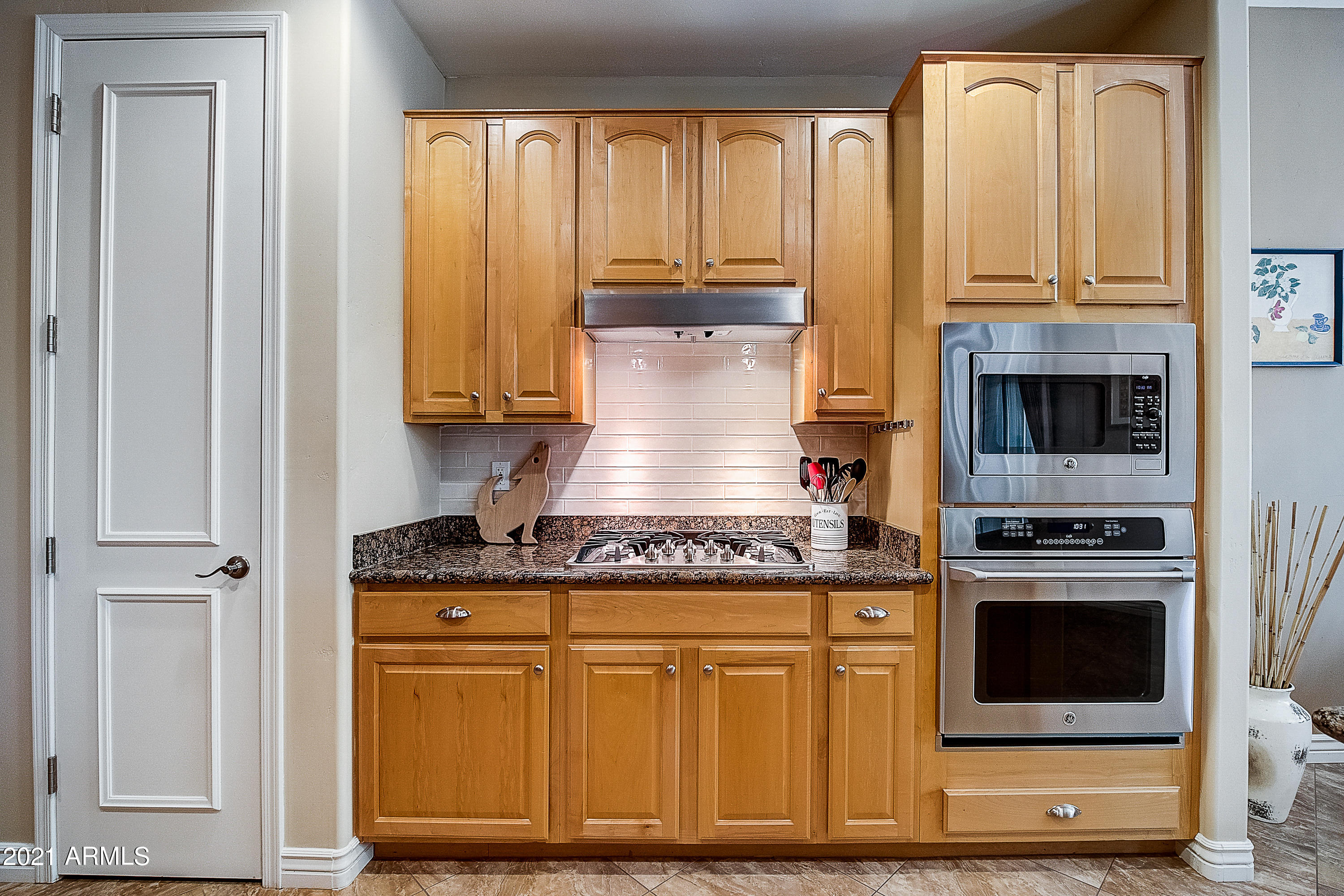 7402 Hum Road, Unit 7 Carefree, AZ 85377 - Photo 14 of 52 19-Hum Rd 7-019