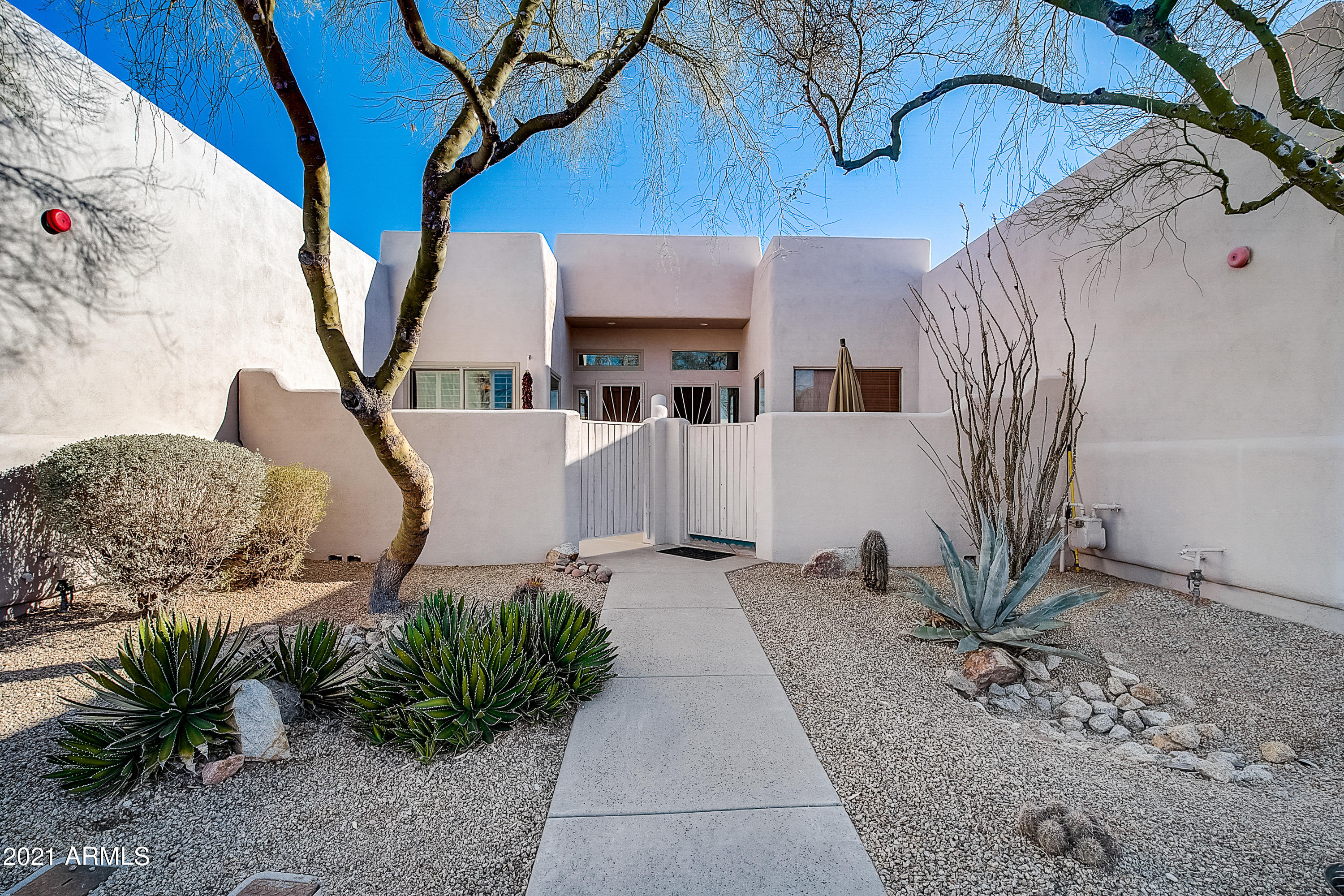 7402 Hum Road, Unit 7 Carefree, AZ 85377 - Photo 2 of 52 01-Hum Rd 7-001