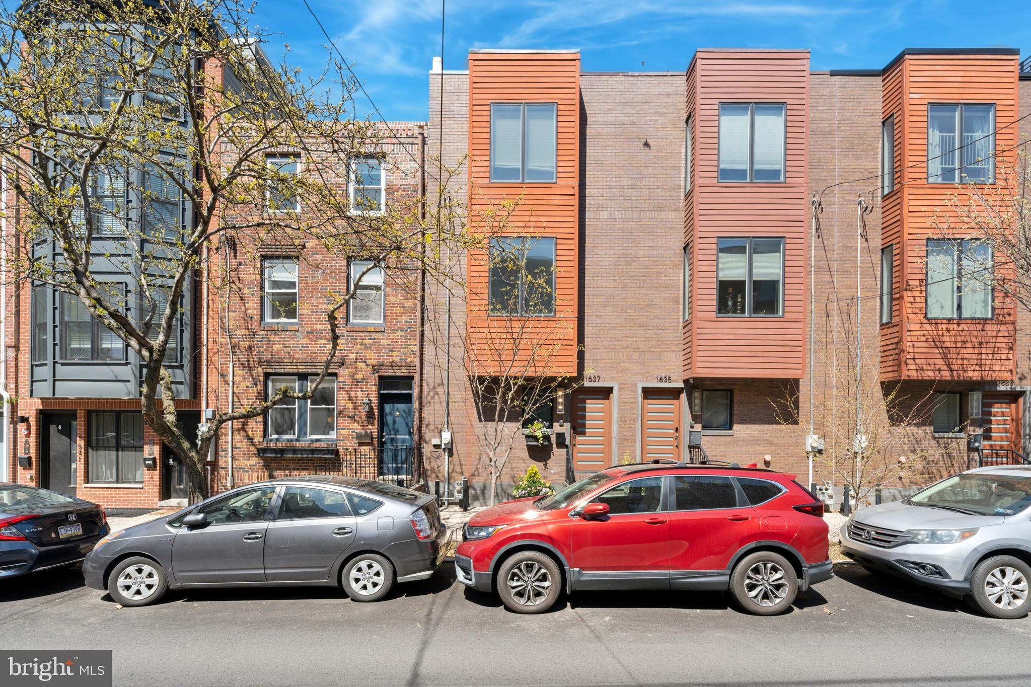 1637 Fitzwater Street Philadelphia, PA 19146 - Photo 1 of 37 Welcome Home!