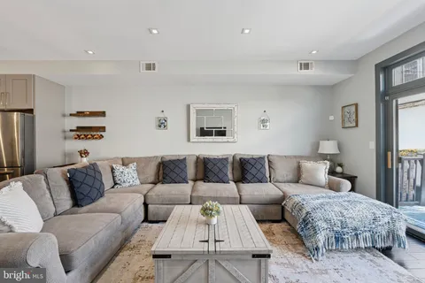$998,000 | 1637 Fitzwater Street, Philadelphia, PA 19146