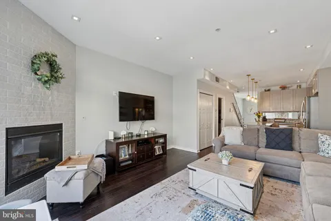 $998,000 | 1637 Fitzwater Street, Philadelphia, PA 19146