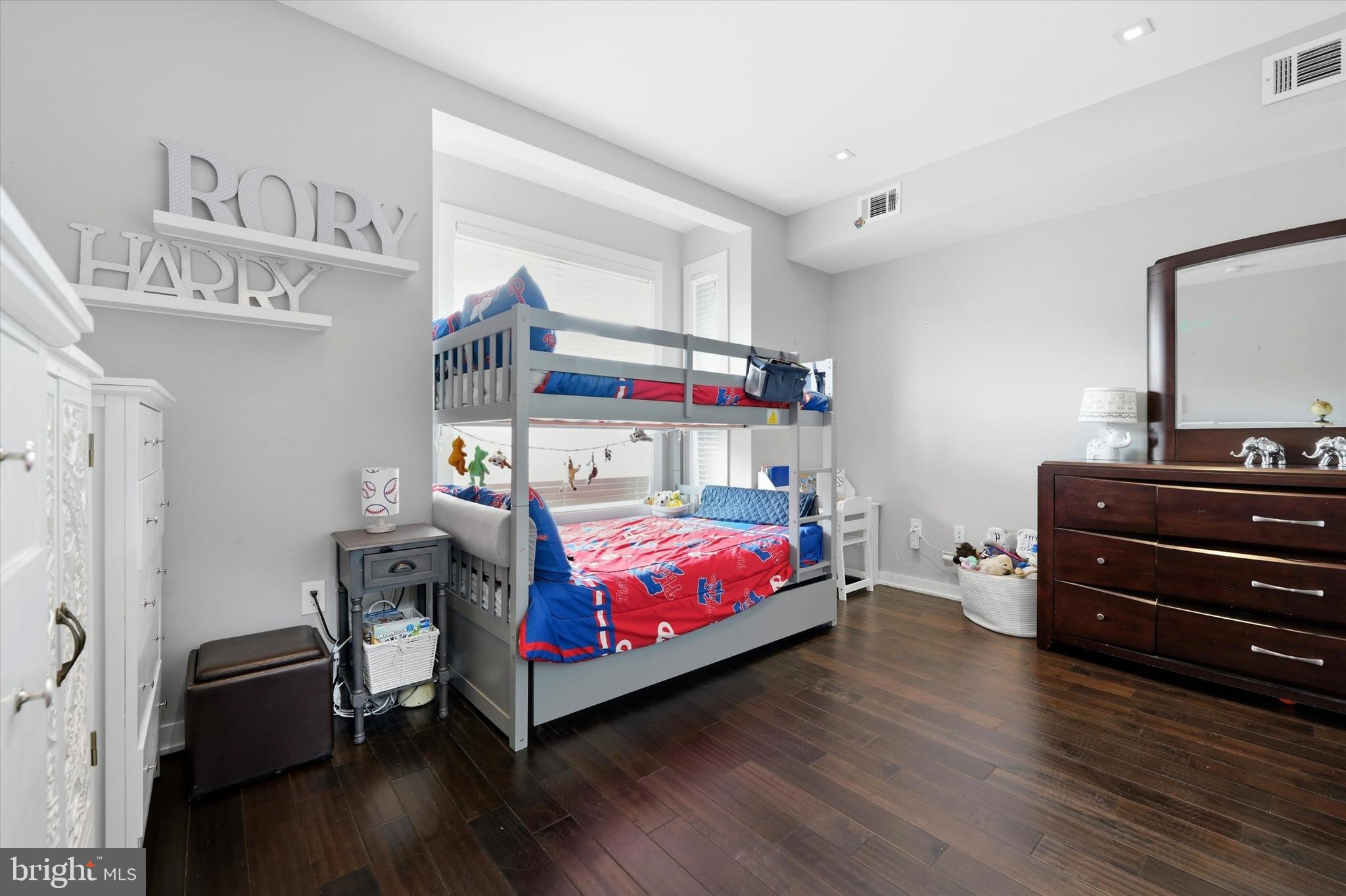 1637 Fitzwater Street Philadelphia, PA 19146 - Photo 30 of 37 third bedroom