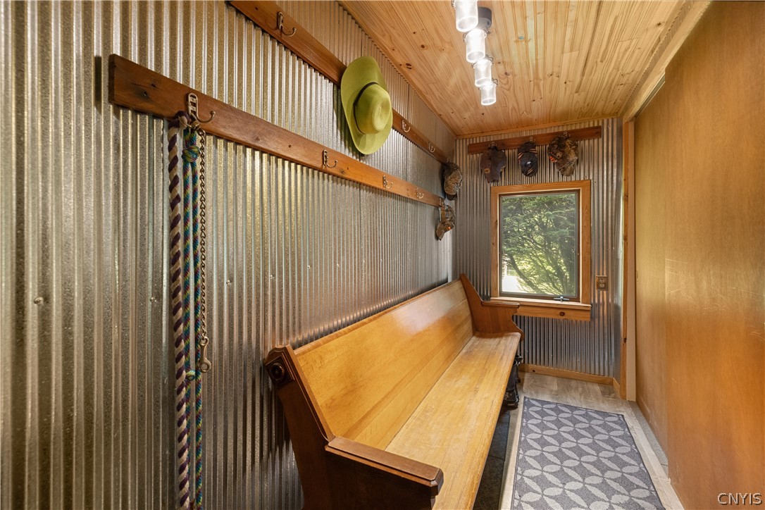 1332 Apulia Road Fabius, NY 13084 - Photo 4 of 38