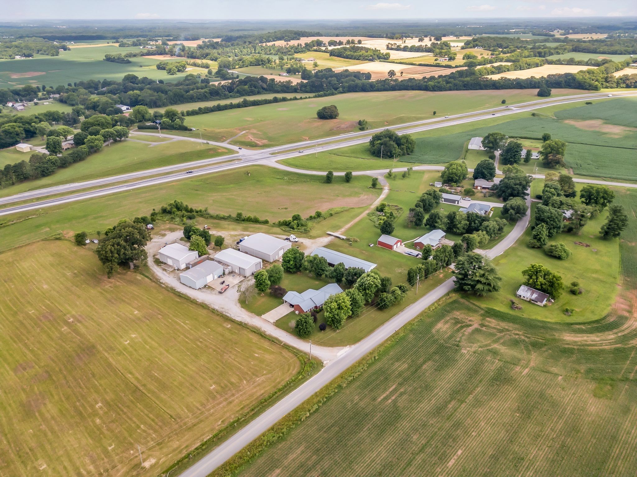 184 Buncombe Road Belvidere, TN 37306 - Photo 14 of 17 a view of an ocean and city