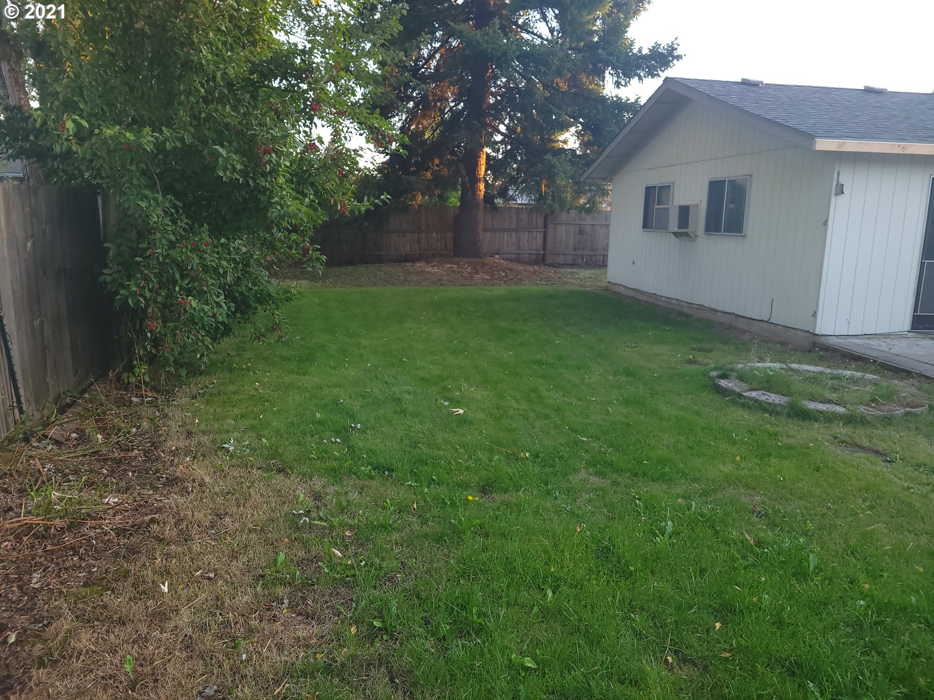 565 Rutledge Street Eugene, OR 97402 - Photo 6 of 31 Gallery Image 6