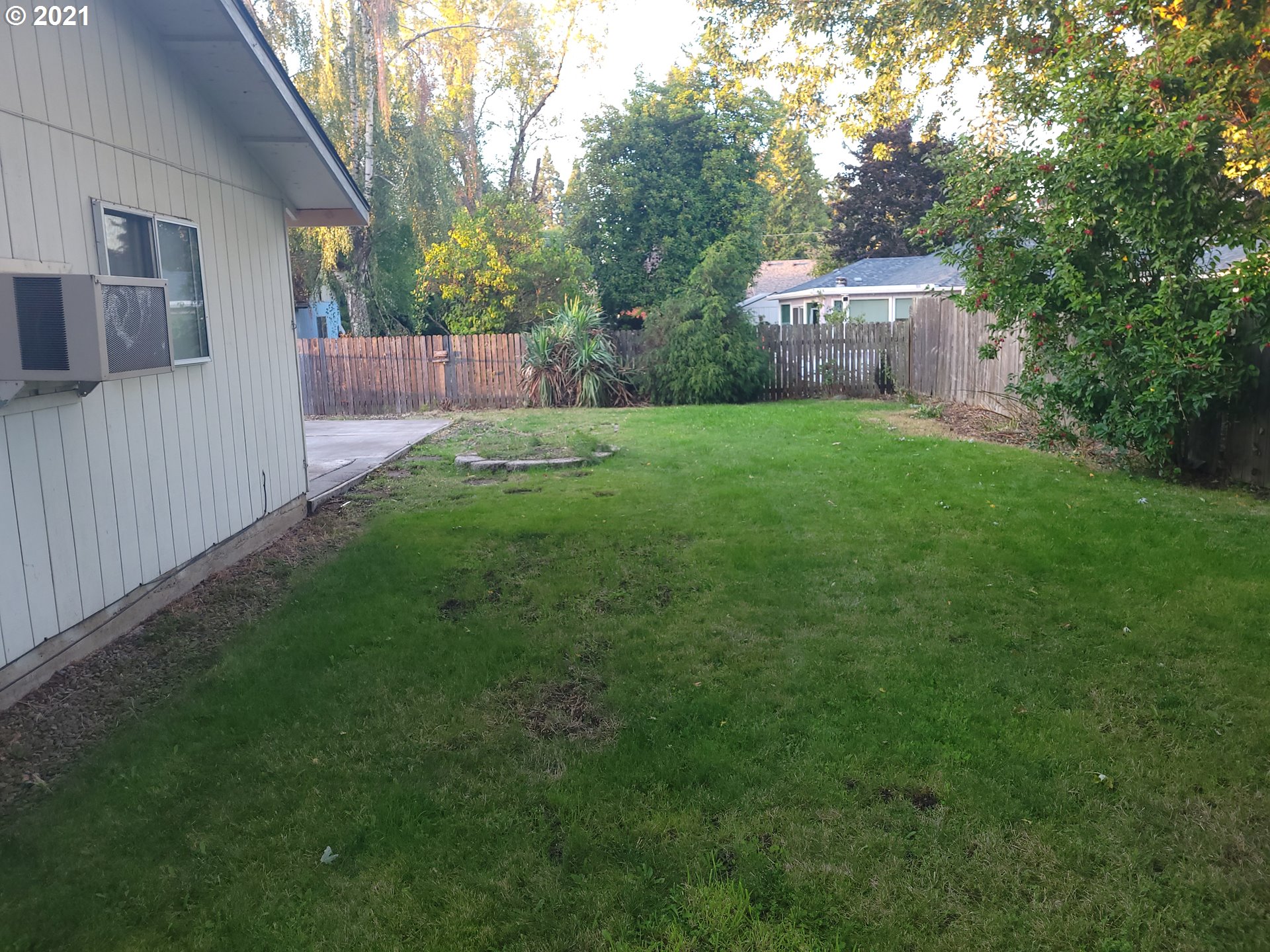 565 Rutledge Street Eugene, OR 97402 - Photo 7 of 31 Gallery Image 7