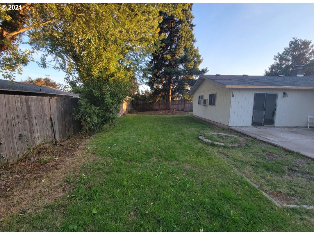 565 Rutledge Street Eugene, OR 97402 - Photo 9 of 31 Gallery Image 9