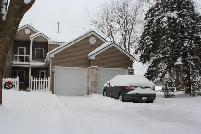 $445,000 | 1301 McKusick Rd Lane North, Stillwater, MN 55082