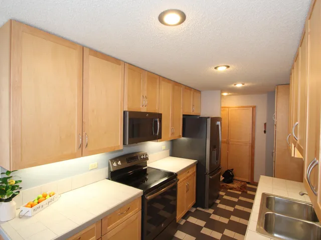 $445,000 | 1301 McKusick Rd Lane North, Stillwater, MN 55082