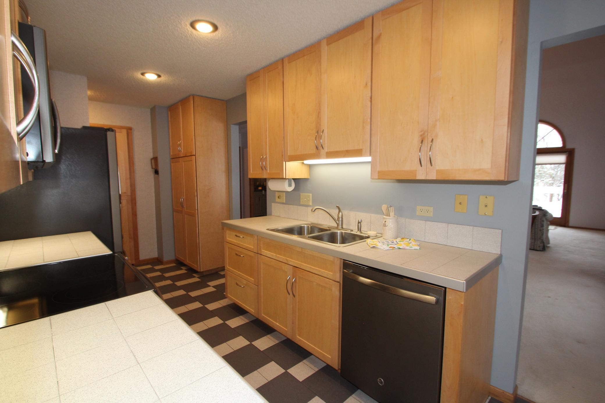 1301 McKusick Rd Lane North Stillwater, MN 55082 - Photo 10 of 39