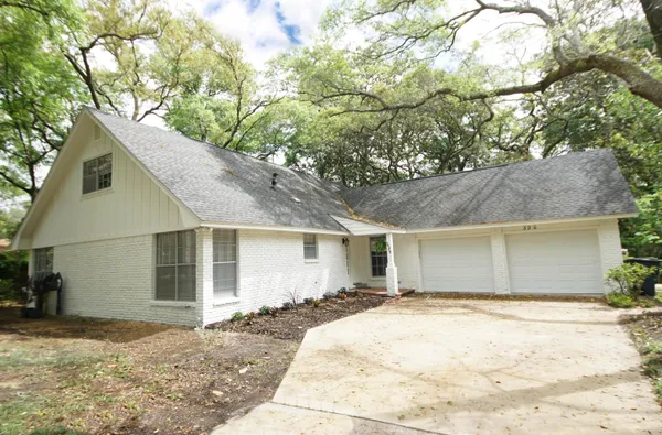 $3,270 | 596 L'Ombre Court Northeast, Fort Walton Beach, FL 32547
