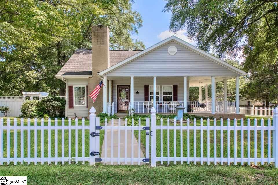 105 Georgia Street Fountain Inn, SC 29644 - Photo 1 of 35
